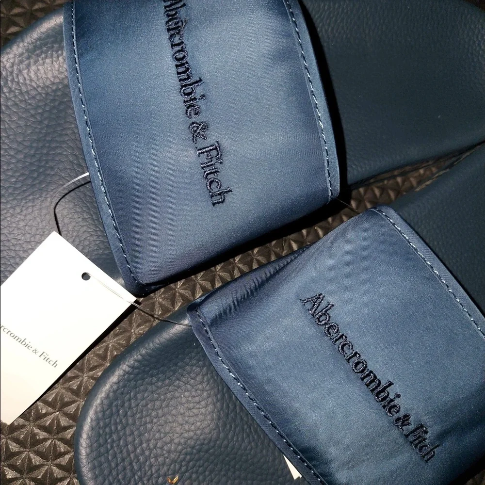 Abercrombie and Fitch Slide Size XXL NWT